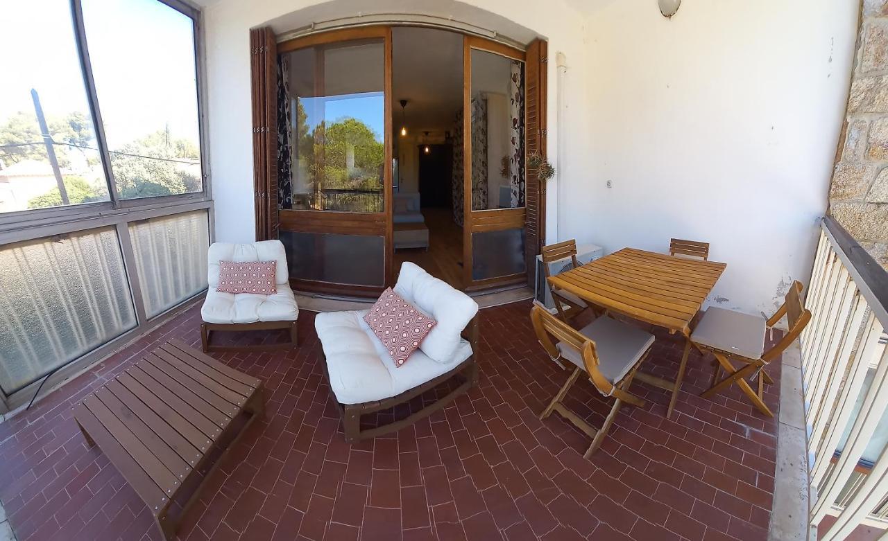 Loft Climatise "La Pinede", 50 M2, Tres Calme, 5 Mn A Pied Des Plages, Lit King Size La Seyne-sur-Mer Exterior photo